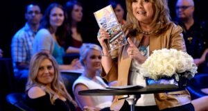 Redes de compras de TV QVC e HSN pedem falência