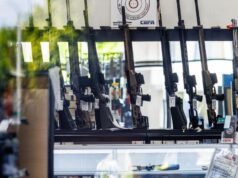 Cole Tomas Allen comprou armas em South Bay, em Los Angeles, um ponto importante para a venda de armas