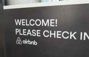 LA está considerando expandir aluguéis de temporada de curto prazo no estilo Airbnb