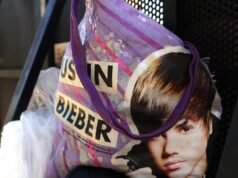 Justin Bieber (e seu laptop) é a atração principal da Noite 2 do Coachella