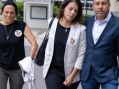 Mãe de menino morto fica enojada com a sentença de morte de Rebecca Grossman