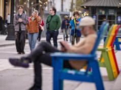 Santa Monica passou por tempos difíceis. O álcool e as festas podem trazer as pessoas de volta?