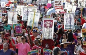 Famílias e trabalhadores sindicais se preparam para uma greve histórica e paralisante do LAUSD em exatamente uma semana