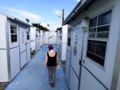 Los Angeles precisa de mais supervisão das agências de serviços para moradores de rua