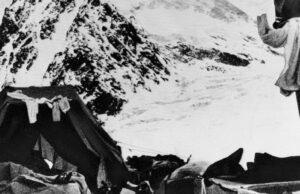 Jim Whittaker, primeiro alpinista americano a escalar o Monte Everest, morre aos 97 anos