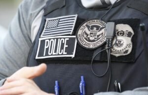 Agentes do ICE atiraram em homens quando eles supostamente tentaram derrubá-los