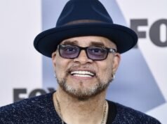 Sinbad pousa um ‘pardal’ em Pasadena após sofrer um derrame