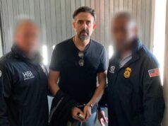 Um tribunal argentino processou o financista condenado nos Estados Unidos por desviar 1,2 mil milhões de dólares em petróleo venezuelano.