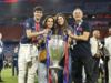 A libertação emocional de Sira Martínez após a vitória do PSG na Liga dos Campeões: a filha de Luis Enrique comemora o sucesso com memória emocional
