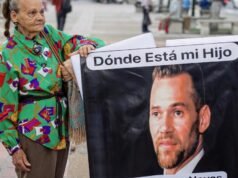 Carmen Navas, a mãe que passou vários meses procurando o filho, preso político falecido nas mãos do chavismo na Venezuela.