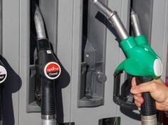 O IPC confirmou uma descida de 3,2% em Abril devido à descida dos preços da electricidade, mas a gasolina continua a subir.