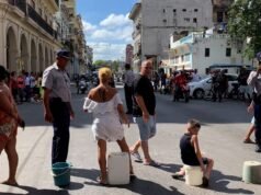 A história da escassez de água em Havana: crise, mercado negro e desigualdade no acesso aos recursos