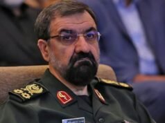 O regime iraniano ameaçou os EUA com a destruição da barreira em Ormuz e prometeu que o Mar de Omã será o seu “cemitério”.