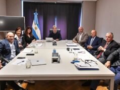 Caputo acertou com o contador a mudança do regime do Imposto sobre Inocência para atrair dólares do colchão para o sistema oficial.