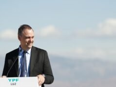 Manuel Adorni é o chefe do programa do Governo e garante ao partido no poder que se mantém firme na sua posição.