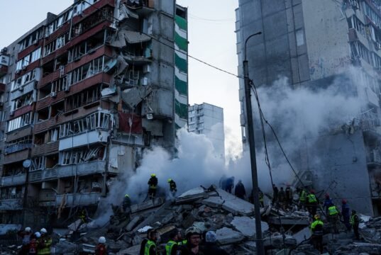Rússia lança novo ataque massivo com drones e mísseis balísticos contra Kiev: pelo menos um morto e 16 feridos