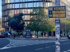 Cadeia de vendas de imóveis de três meses entra em colapso com o colapso de novas construções