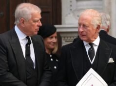 Palácio de Buckingham, contra suas costas e contra a parede: a imprensa inglesa garante que foi informada anos atrás sobre o comportamento inadequado de Andrés