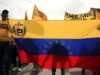 Milhares de venezuelanos manifestaram a sua exigência de eleições presidenciais e da libertação de todos os presos políticos
