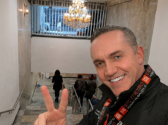 Adrián Rubalcava explica a polêmica sobre a imagem com IA na estação Hidalgo do Metrô CDMX e confirma o controle da obra.