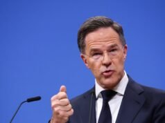 A NATO está a debater na Suécia sobre o aumento dos gastos com defesa face à pressão dos Estados Unidos e a uma retirada parcial das tropas da Europa.