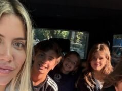 Wanda Nara comemora o encontro com o filho e a presença inesperada causa alvoroço em seu apartamento.