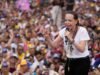 Machado, da Venezuela, promete concorrer à presidência novamente e planeja retornar do exílio
