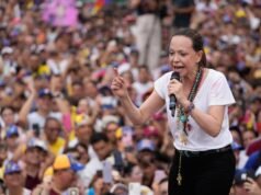 Machado, da Venezuela, promete concorrer à presidência novamente e planeja retornar do exílio