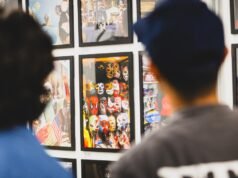 A mostra de arte Lucha Libre em Los Angeles destaca a atração do esporte