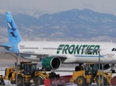 Homem atropelado por motor de avião com destino a Los Angeles na pista de Denver é identificado