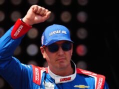 A causa da morte de Kyle Busch foi pneumonia grave, disse a família
