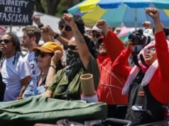 Manifestação do Primeiro de Maio em Los Angeles contra pulverização imigratória e custo de vida