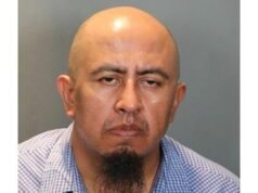 O homem de Tustin acusado de matar sua ex foi preso e fugiu para o México