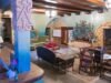 Diz-se que o histórico Aztec Hotel ao longo da Rota 66 é mal-assombrado. Mas minha visita não viu nenhum fantasma ou espírito.