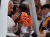 O Vaticano emitiu um aviso final aos grupos tradicionais que romperam com a antiga missa em latim