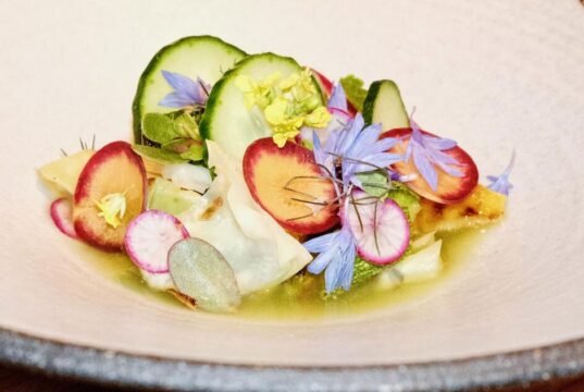 O retorno de Daniel Patterson à gastronomia requintada é a resposta do chef sobre como LA quer comer