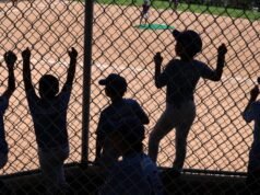 Após o incêndio em Los Angeles, a Altadena Little League quase desistiu. Então, eles tiveram o melhor momento de suas vidas