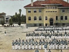 Comentário: Suave – durável. A academia militar SoCal que prosperou e depois dobrou sua tenda