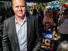 Espero que o prefeito de Los Angeles, Spencer Pratt, faça um grande barulho, mas ele sabe nadar?