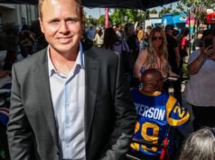 Espero que o prefeito de Los Angeles, Spencer Pratt, faça um grande barulho, mas ele sabe nadar?