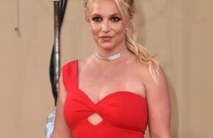 Britney Spears foi acusada de DUI relacionado a drogas e álcool