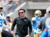 O técnico da UCLA, Bob Chesney, trouxe de volta a energia do jogo de primavera dos Bruins