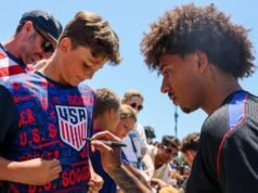O zagueiro dos EUA Chris Richards diz que está pronto para a estreia da Copa do Mundo