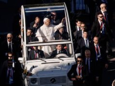 Por que a polícia não pode multar o Papa Leão?
