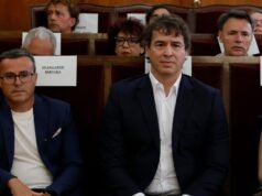 O secretário-geral do Conselho Provincial de Badajoz defende que a mudança de posição de David Sánchez é uma decisão política sujeita a controlo legal.