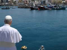 Visita do Papa Leão XIV à Espanha, ao vivo: o papa se encontra com migrantes em Tenerife e celebra missa diante de 30.000 pessoas antes de retornar ao Vaticano.
