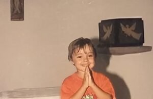 A história de Harry Daniel, o menino transexual que queria ser freira e acabou na terapia de conversão: “Roubaram minha infância”
