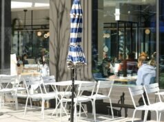 Ele tomava café na calçada de Belgrano e o vento lhe jogou um guarda-chuva: a indenização foi superior a 10 milhões de dólares.