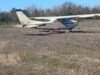 Eles encontraram um avião abandonado em um campo em Santa Fé e estão investigando sua ligação com o tráfico de drogas