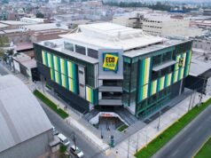 O jovem empresário peruano surpreendeu e anunciou o investimento de 150 milhões de dólares em 12 lojas no Peru.
